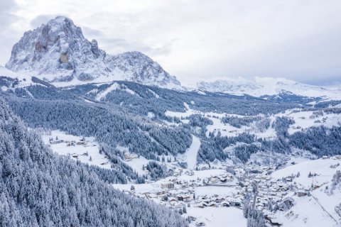 nevicate-abbondanti-sulle-alpi:-scenari-meteo-promettenti-per-gennaio